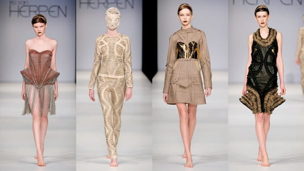 Моделите на АЙРИС ВАН ХЕРПЕН – нормалното не е на мода